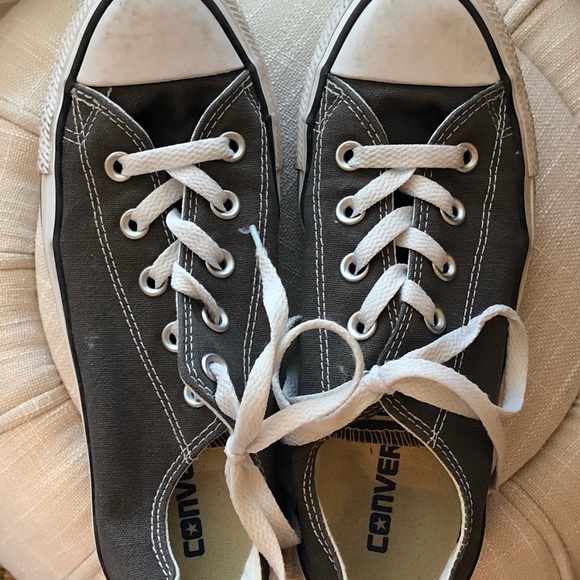 Grey low top all star conserve shoes - Picture 2 of 2